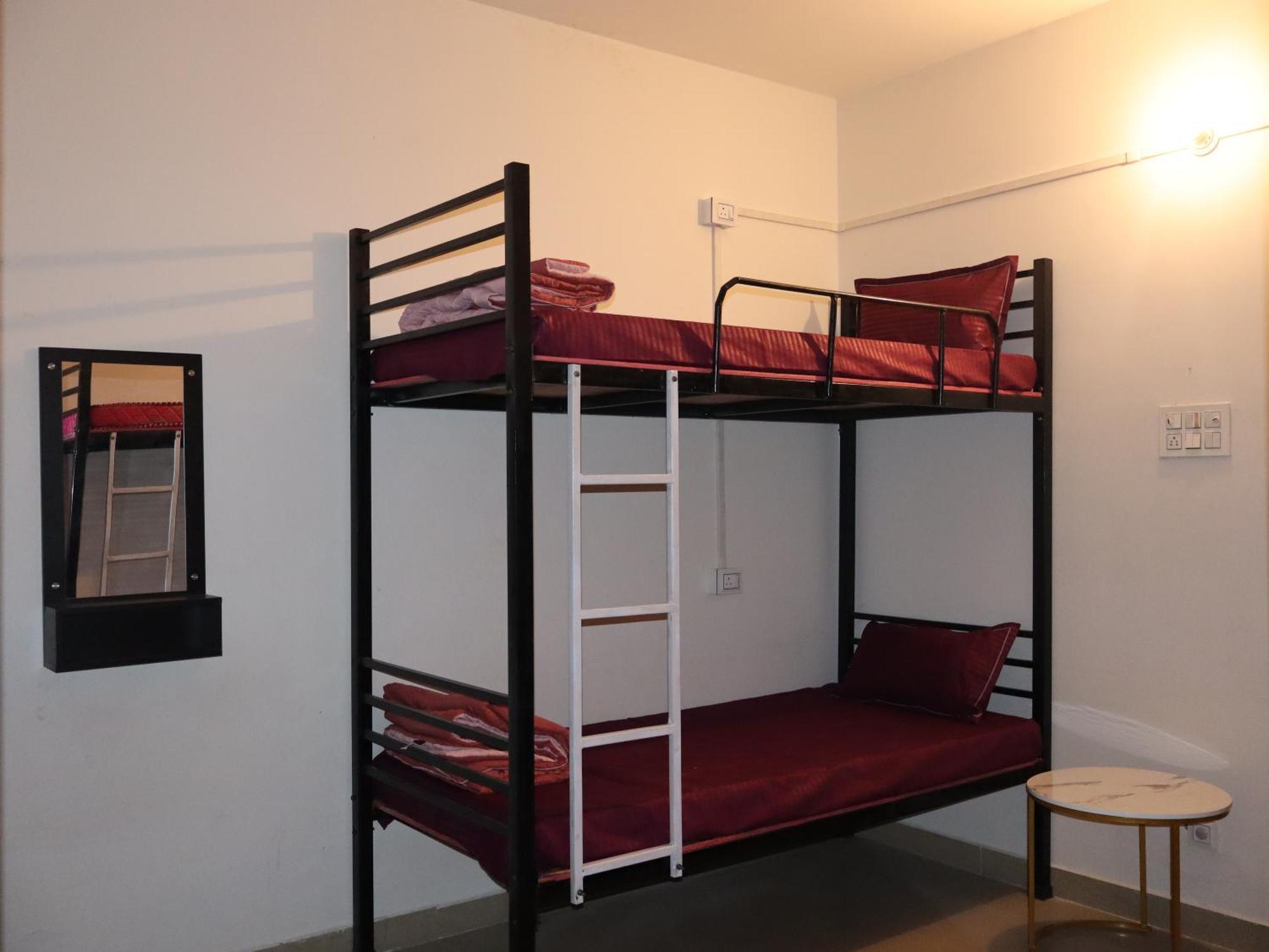 Nomad'S Nest Backpackers Hostel Gauháti Kültér fotó